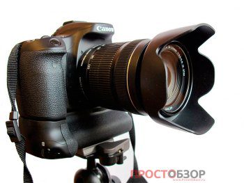 Установка Canon EOS 70D на штативе