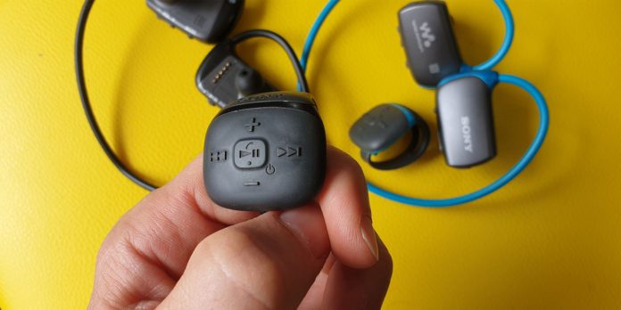 Обзор водонепроницаемого плеера Sony Walkman NWZ